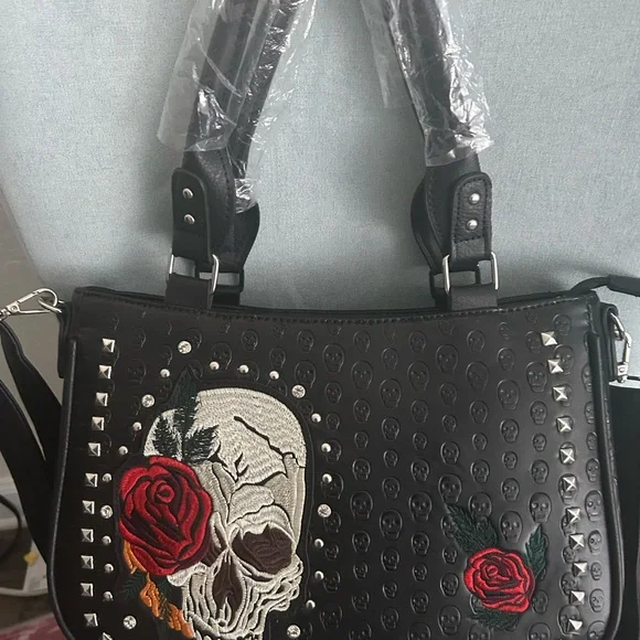 Black Skull and Rose Embroidered Handbag with gun carry pouch